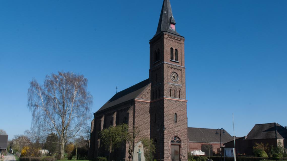 St. Cyriakus, Nierst
